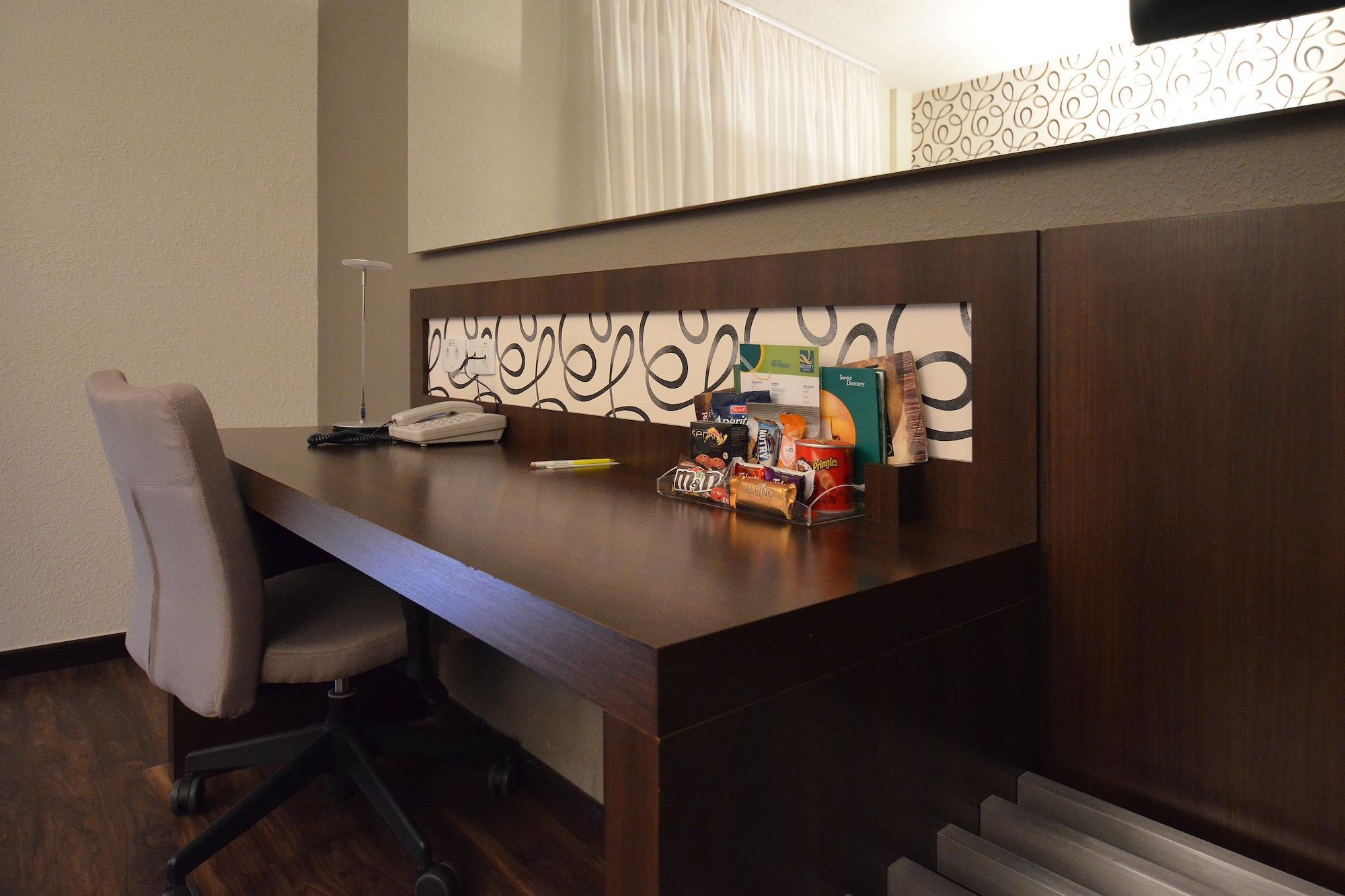 Quality Hotel Curitiba Ngoại thất bức ảnh