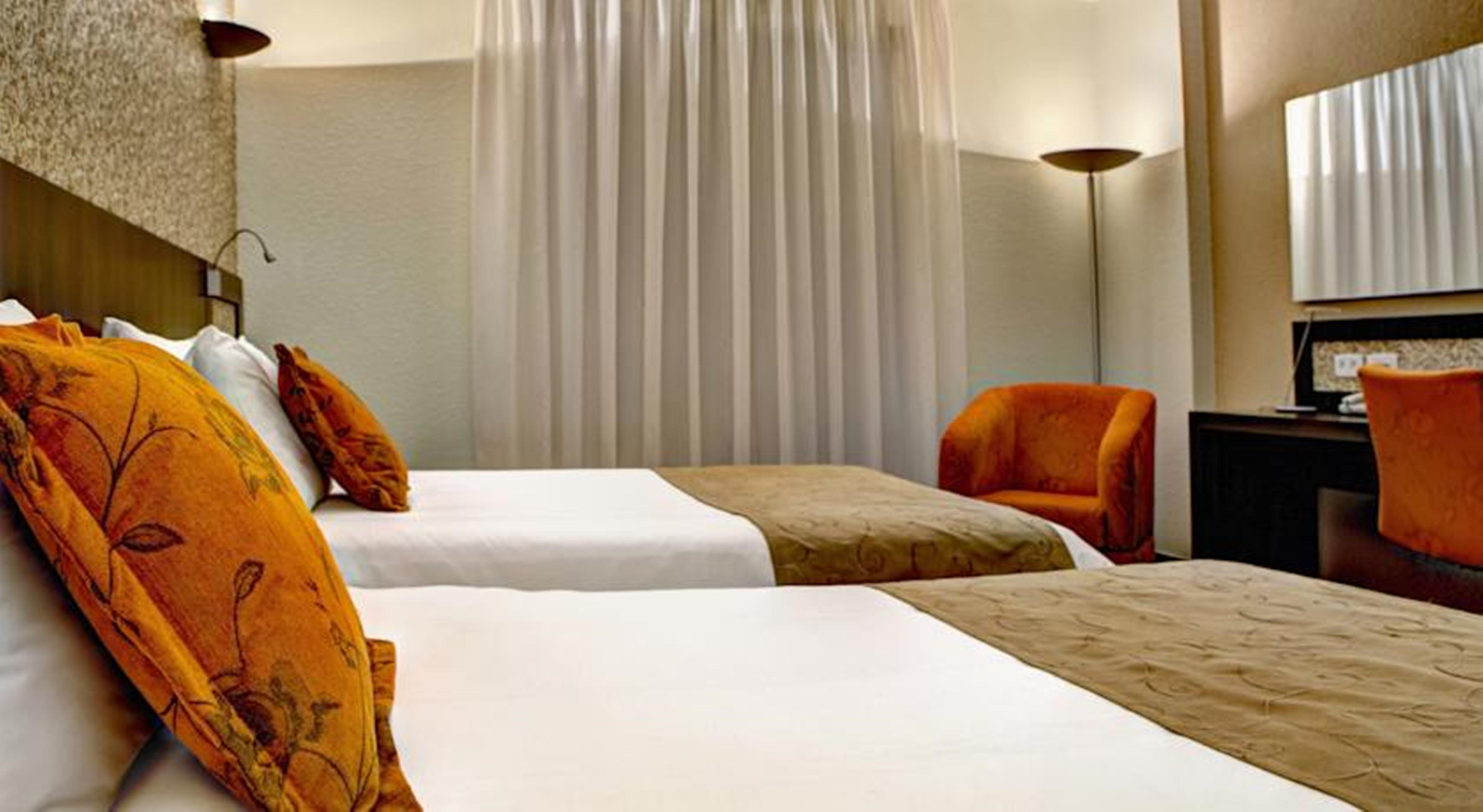 Quality Hotel Curitiba Phòng bức ảnh