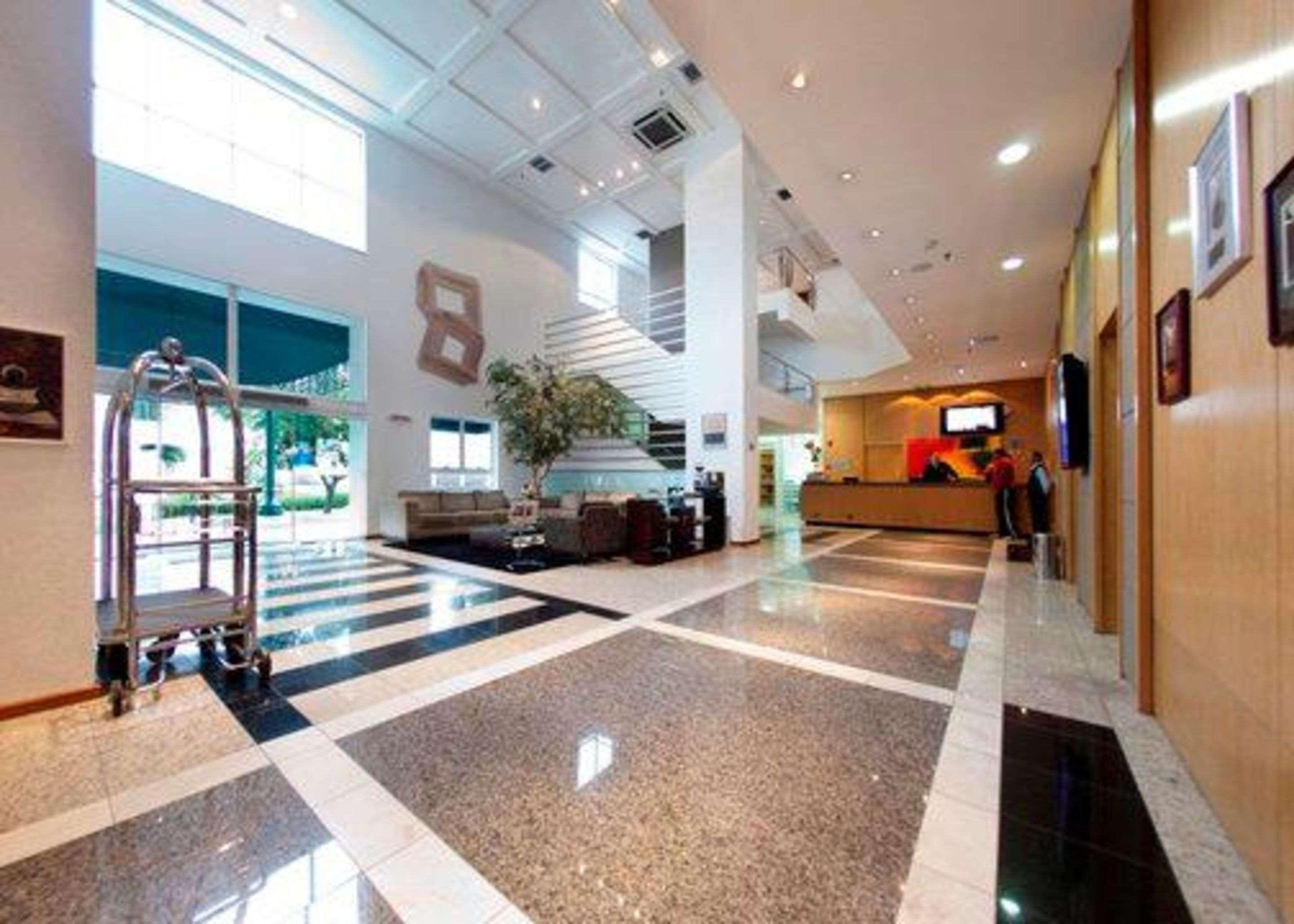 Quality Hotel Curitiba Ngoại thất bức ảnh