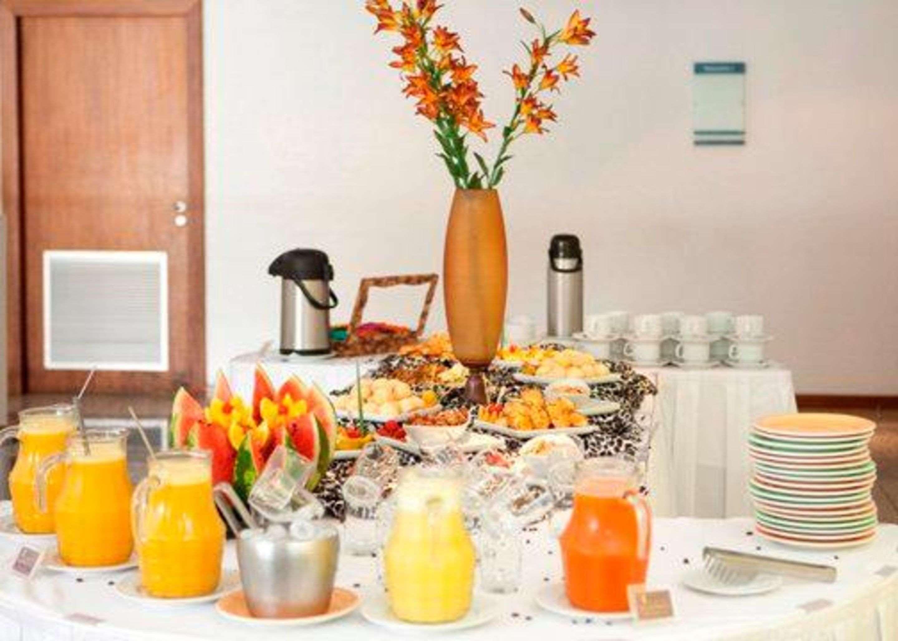 Quality Hotel Curitiba Ngoại thất bức ảnh