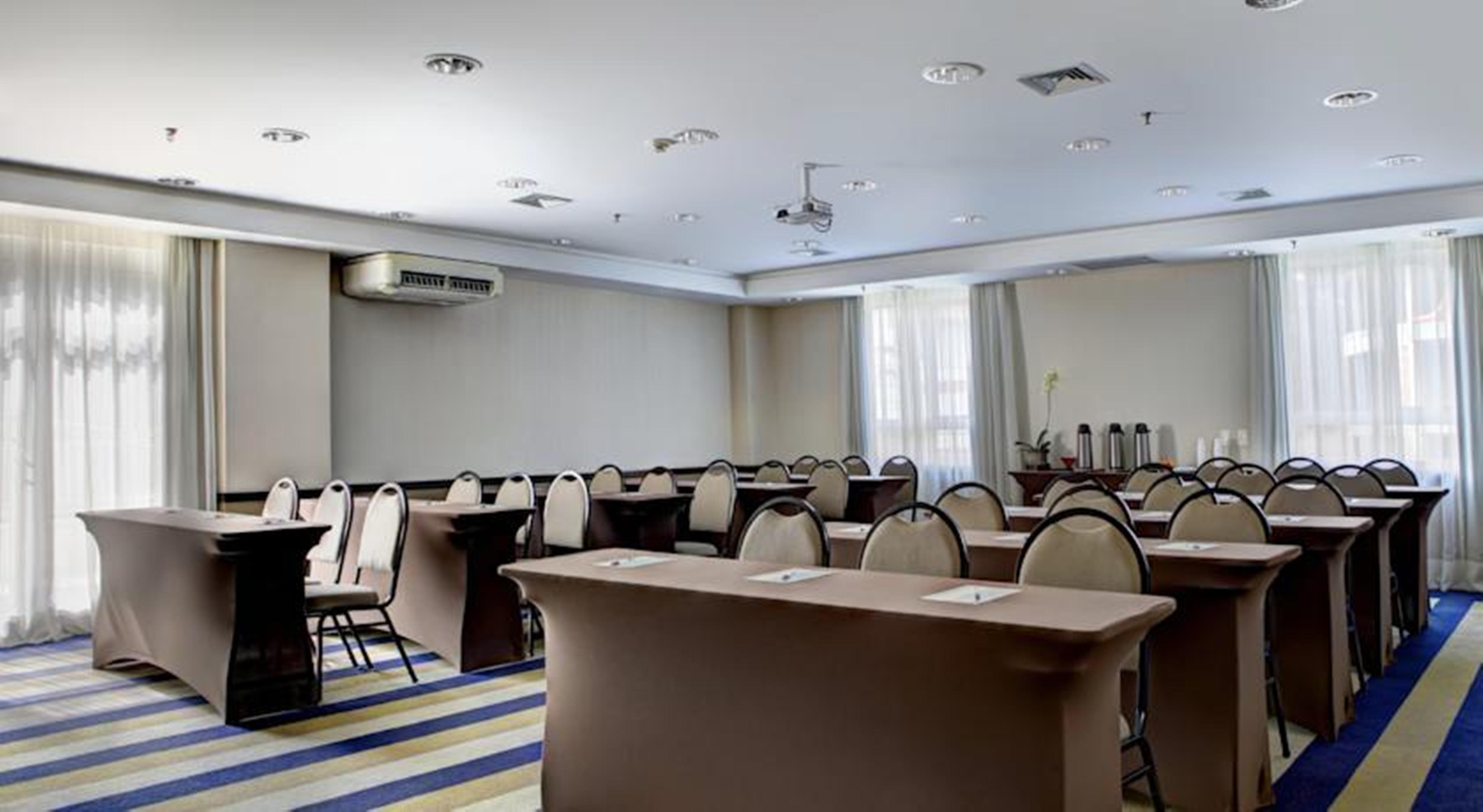 Quality Hotel Curitiba Ngoại thất bức ảnh