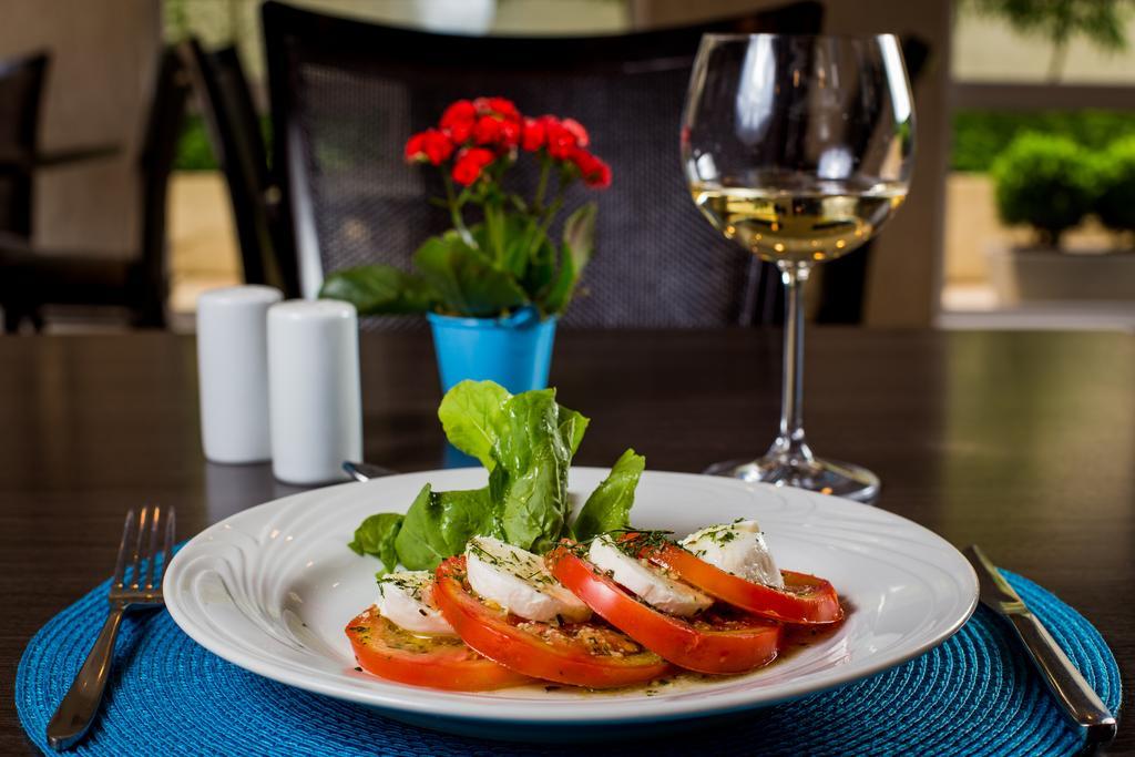 Quality Hotel Curitiba Ngoại thất bức ảnh